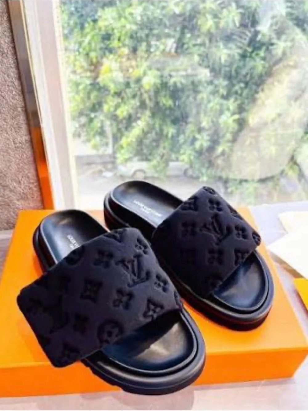 Louis Vuitton Black Monogram Pillow Slides size: 41
